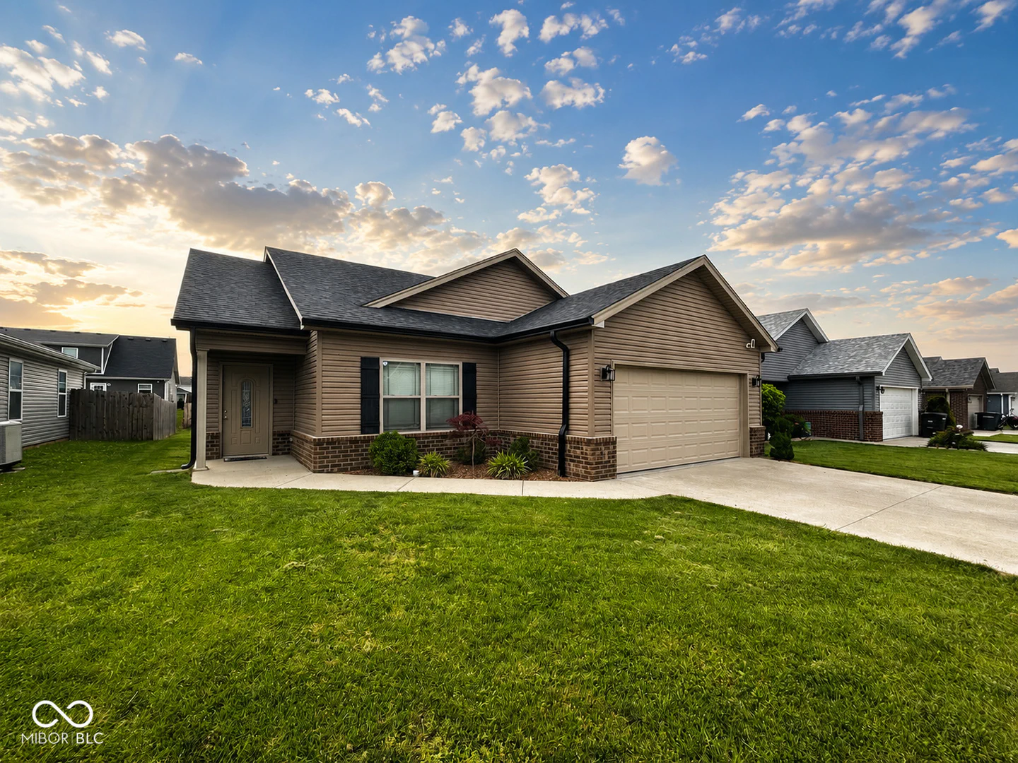 8018 Kismet Drive, Charlestown