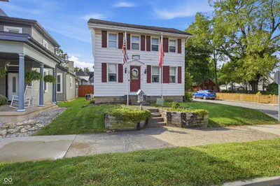 139 Main Street, Centerville - 2