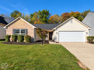 12260 Sweet Creek Trail, Fishers - 2