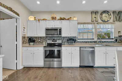 8801 Browns Valley Lane, Camby - 27