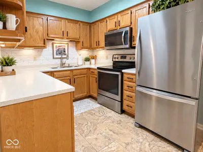 8314 Windovers Drive, Indianapolis - 11