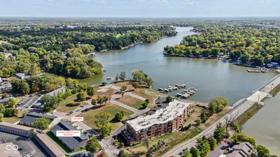5892 Harbour Town Drive, Noblesville - 2