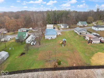 410 Main Street, English - 61