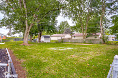 420 Redwood Drive, Seymour - 42