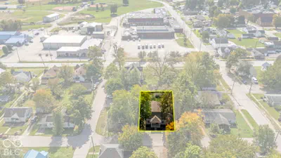 365 E Kerton Street, Scottsburg - 3