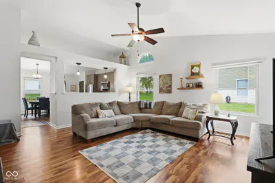 12174 Split Granite Drive, Fishers - 5