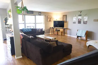 8223 Retreat Lane, Indianapolis - 19