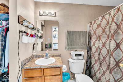 2025 Brookside Court, Greenfield - 27