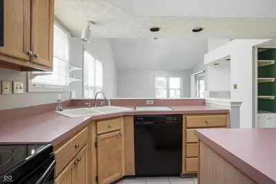 10764 Pimlico Circle, Carmel - 23