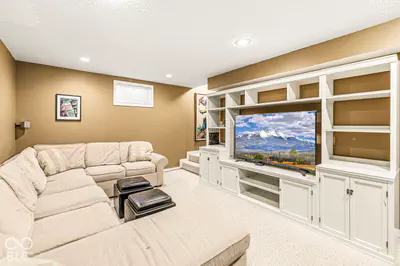10666 Tarragon Court, Fishers - 36