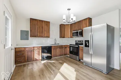 8235 Barry Road, Indianapolis - 17