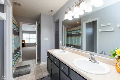 1324 Niagara Lane, Franklin - 11