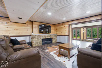 7813 W 50 S, Morgantown - 28
