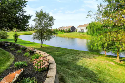 2366 Woodcreek Crossing Boulevard, Avon - 58