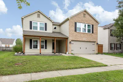 10255 Lothbury Circle, Fishers - 43