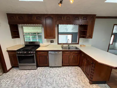 2819 Edgewood Avenue, Indianapolis - 44