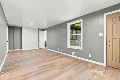3045 W 69th Street, Indianapolis - 12