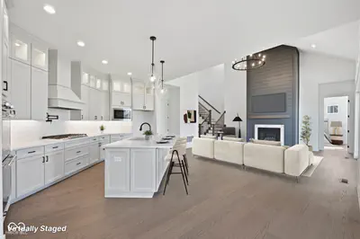 19720 Chatsworth Boulevard, Westfield - 4