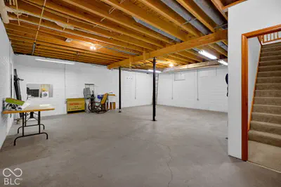 2470 Fairfax Court, Columbus - 25