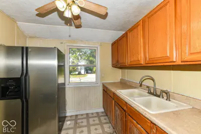 2521 E 5th Street, Anderson - 8