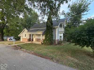 207 E Park Street, Trafalgar