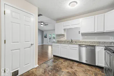 6276 Briargate Drive, Zionsville - 19