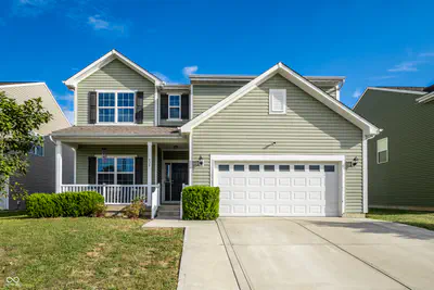 828 Blue Ash Trail, Greenwood