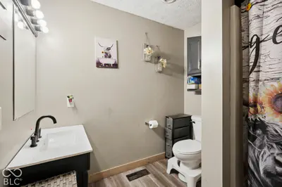610 5th Street, Burlington - 19