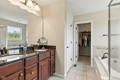 12248 Hawks Nest Drive, Fishers - 37