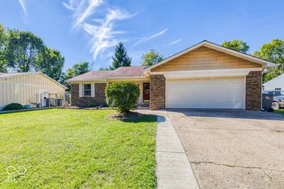 7950 Ridgegate West Drive, Indianapolis