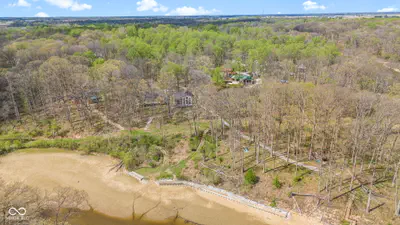 8446 Parkview Drive, Rockville - 81