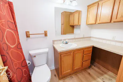 4006 Little Creek Drive, Spencer - 32