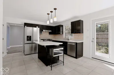 6802 Pleasant Run Parkway North Drive, Indianapolis - 10