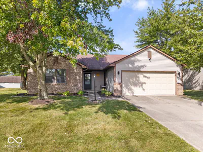 1438 Cumberland Way, Indianapolis - 2