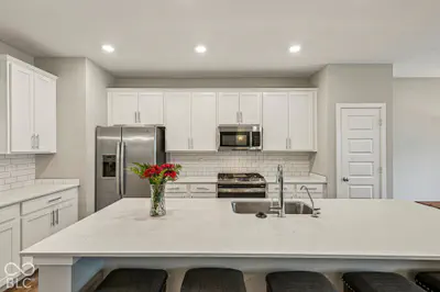 13352 Reyes Street, Fishers - 17