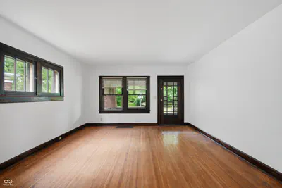 518 Woodruff Pl E Drive, Indianapolis - 4