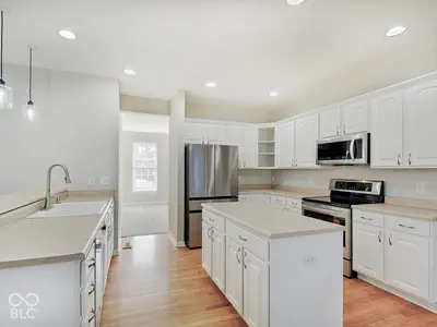 400 Lois Way, Carmel - 18