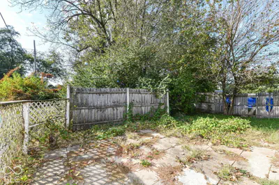 21 Golden Drive, Anderson - 26