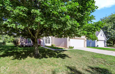 6498 Glenwood Trace, Zionsville - 2