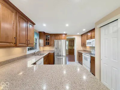 980 Wood Creek Place, Greenwood - 16