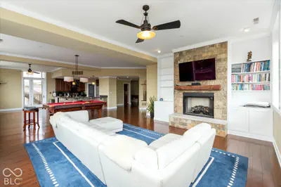2105 Meridian Street, Indianapolis - 7