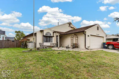 625 Woods Crossing Drive, Indianapolis - 5
