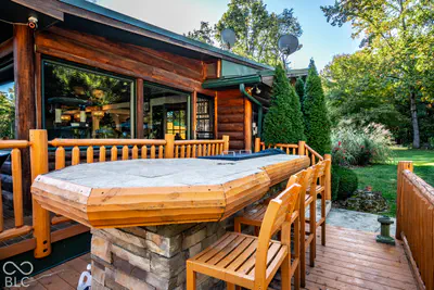 9502 100, Zionsville - 19