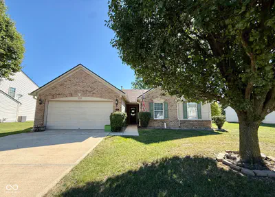2055 Autumn Faith Way, Avon