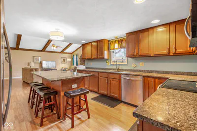 758 Stafford Road, Plainfield - 5