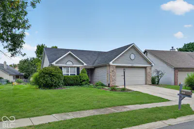 10838 Belair Drive, Carmel - 3