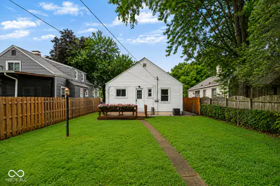 6117 Crittenden Avenue, Indianapolis - 33