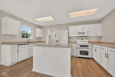 2203 Summerfield Drive, Plainfield - 10