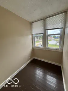 200 N Center, Francisco - 17