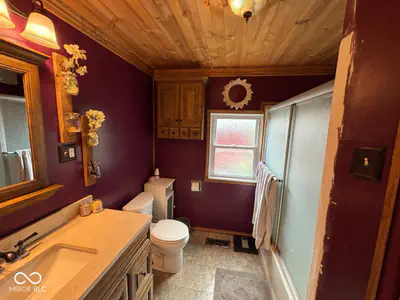 112 Vine Street, Gas City - 19